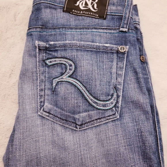 Rock & Republic Stella Straight Leg Jean - Picture 4 of 13